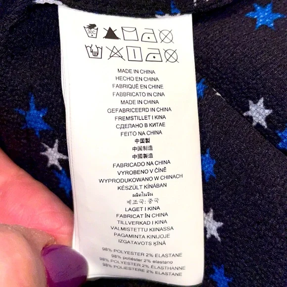 Sparkly holiday blouse - Picture 6 of 7